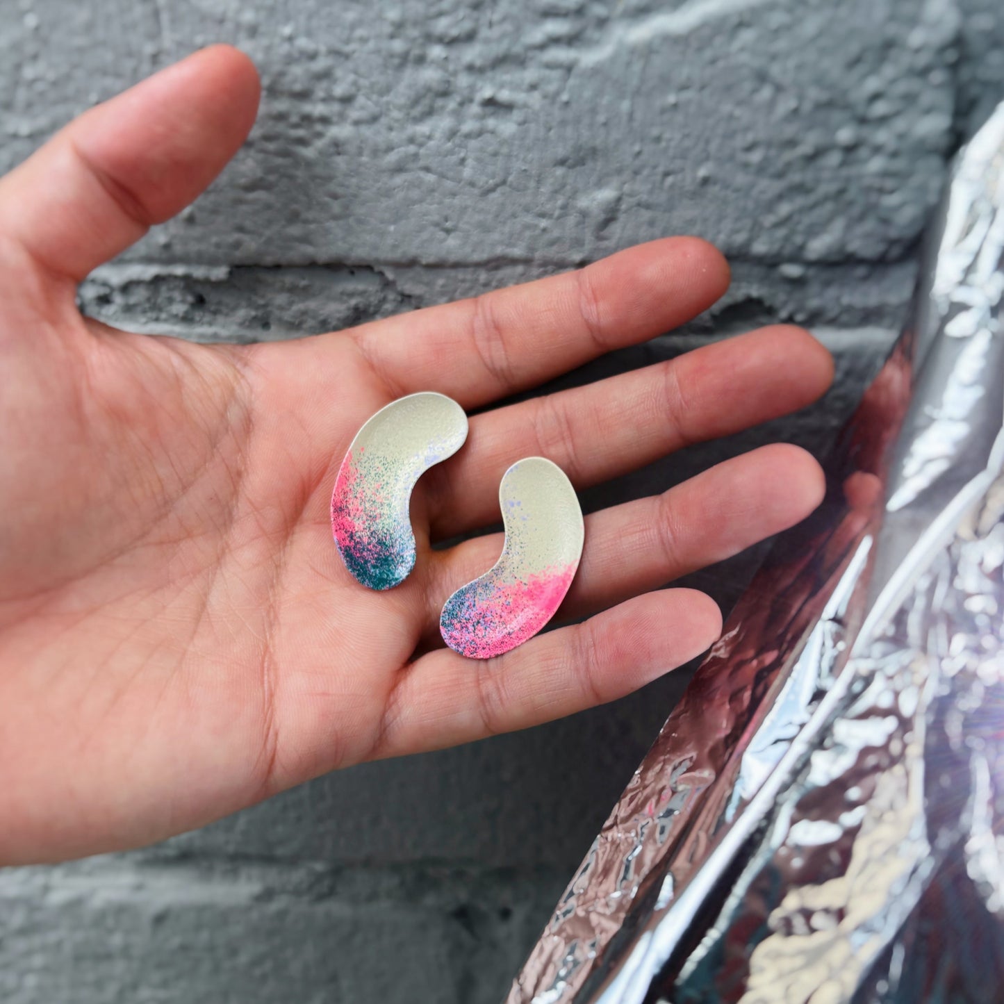 Bloom Bent Ellipse Satellite Earrings