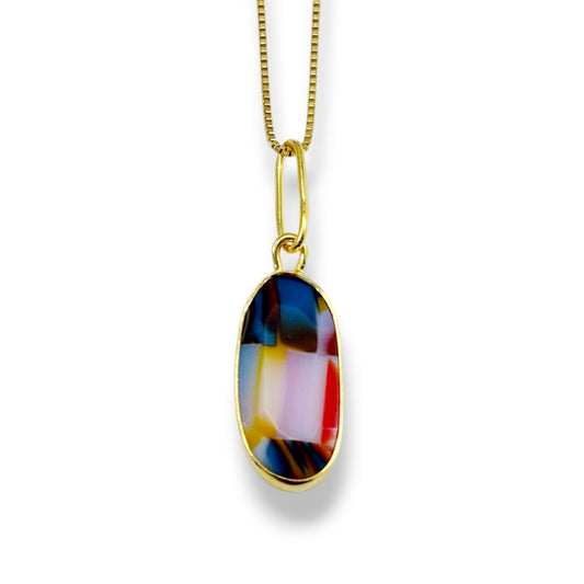 Bezel-Set Pendant Necklace 01