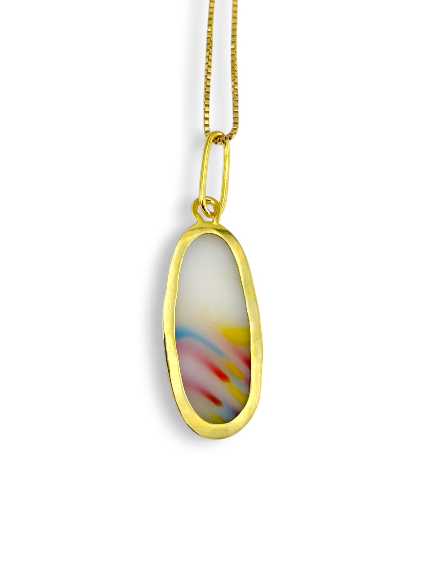 Bezel-Set Pendant Necklace 02