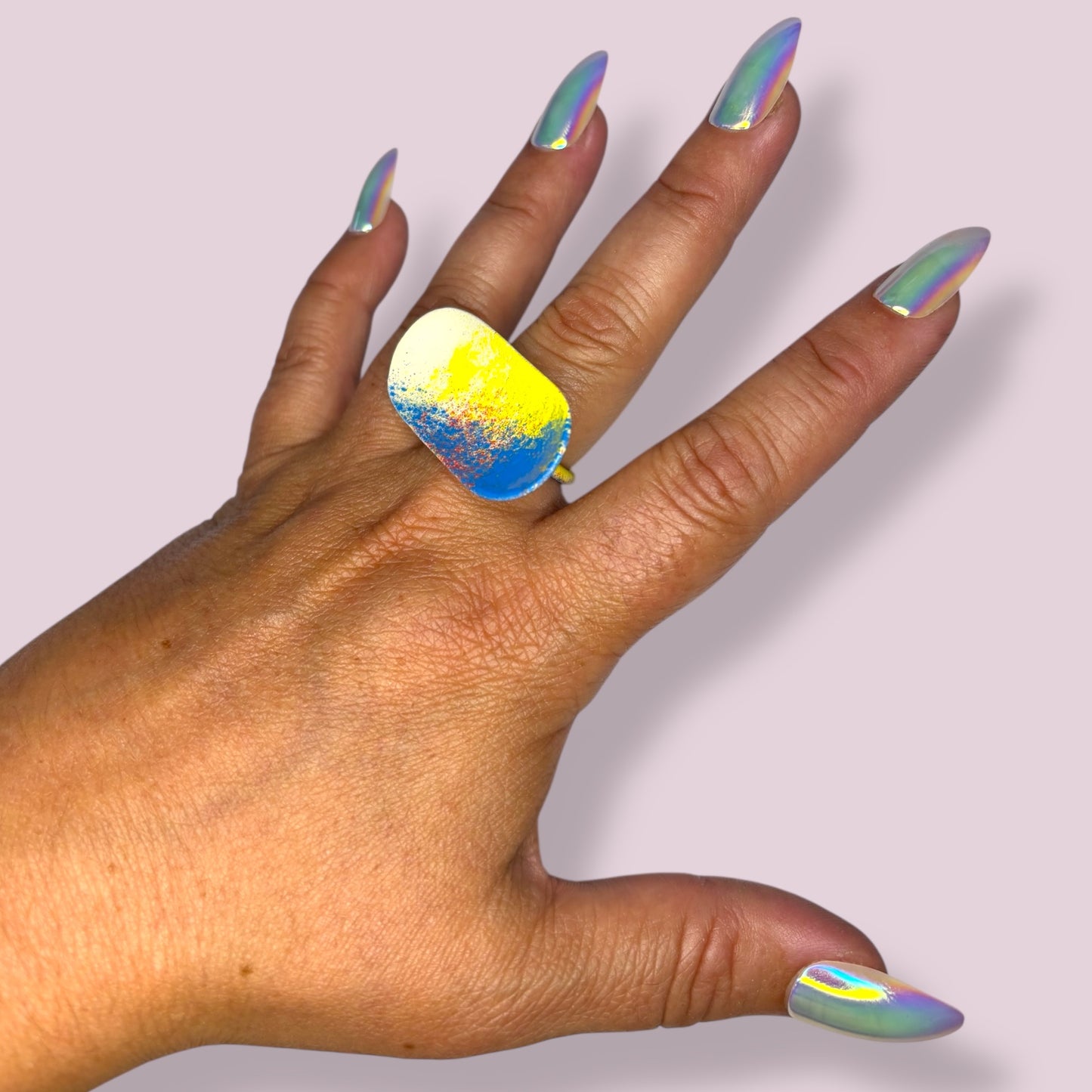 Vivid Ellipse Satellite Ring